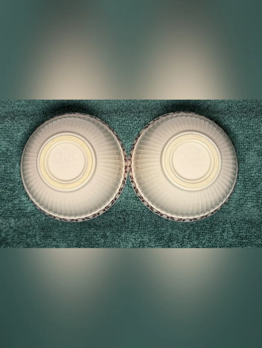 Paula Deen Pantryware Set of 2 Melamine Ramekins Condiment Bowls Cream Burgundy